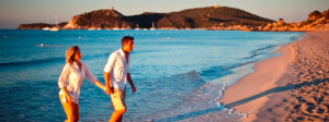 coppia al mare