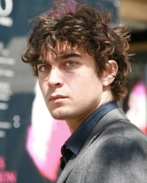 Riccardo-Scamarcio-6