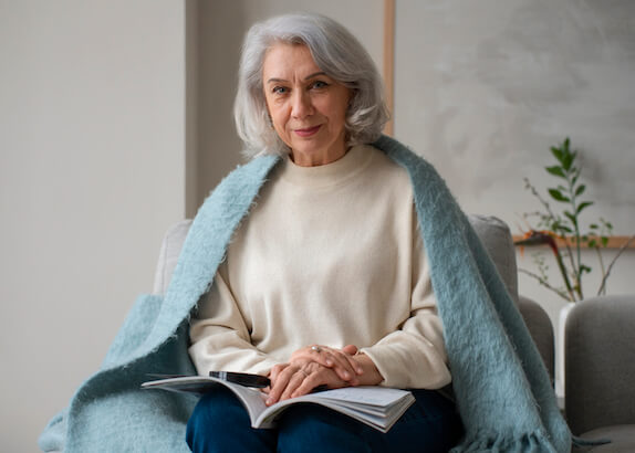 donna over 70 casting donna over 70